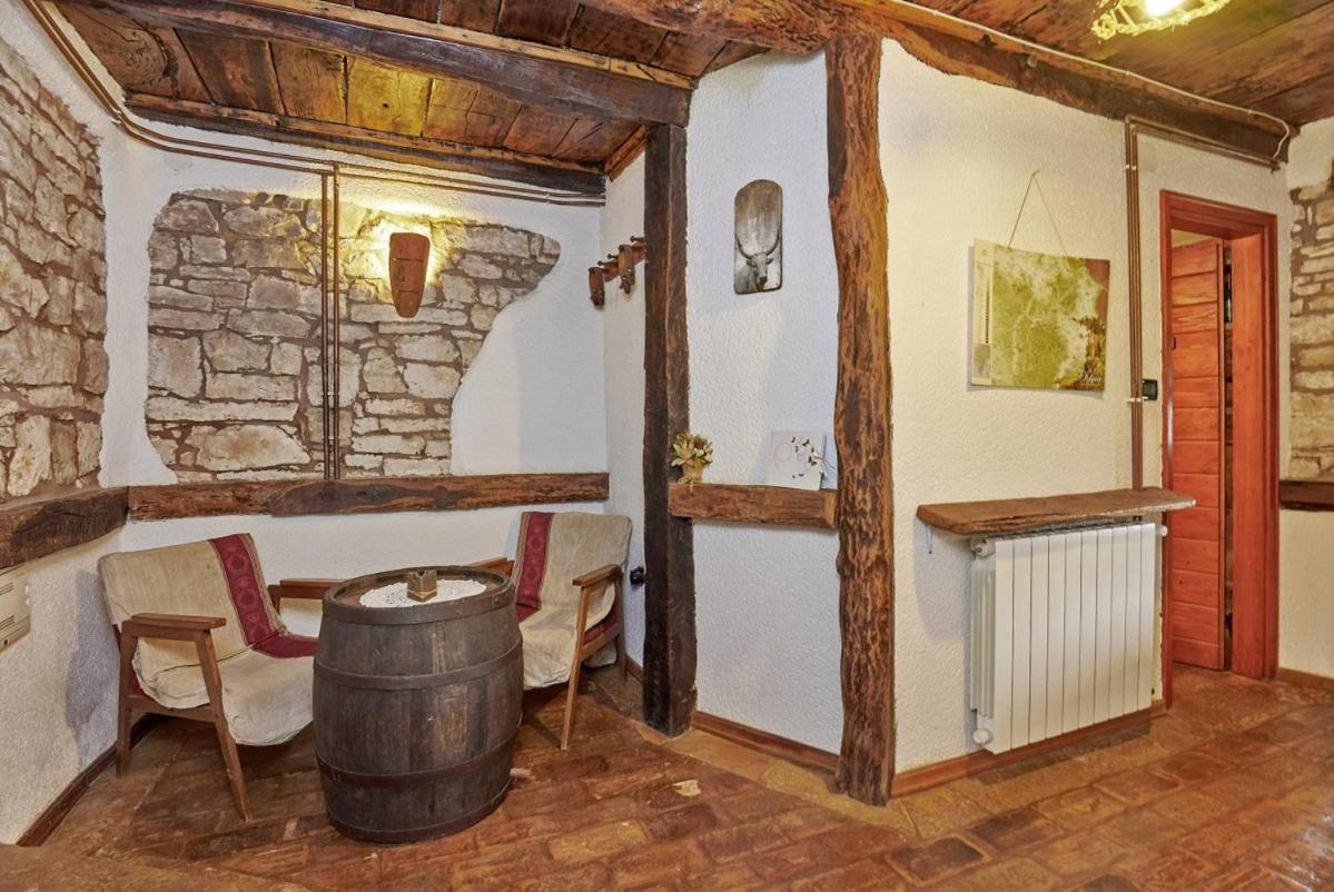 Stara Hiža in Sveti Petar u Šumi  Villa Exteriör bild