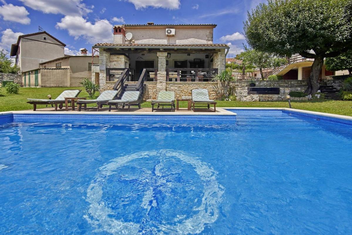 Stara Hiža in Sveti Petar u Šumi  Villa Exteriör bild